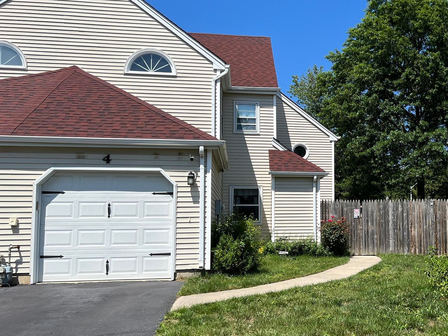 4 Cooper Court, Freehold, NJ 07728 MLS 22322286 Zillow