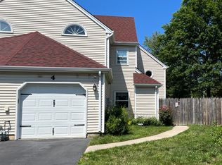 4 Cooper Ct, Freehold, NJ 07728