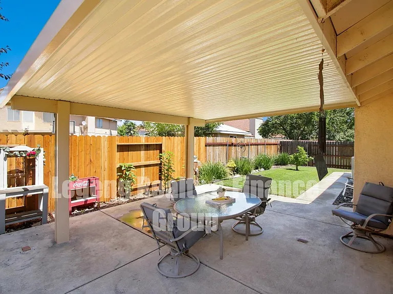 4121 Marseille Ct — Photo 28