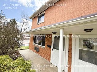 2470 Warren Pkwy APT 11, Twinsburg, OH 44087