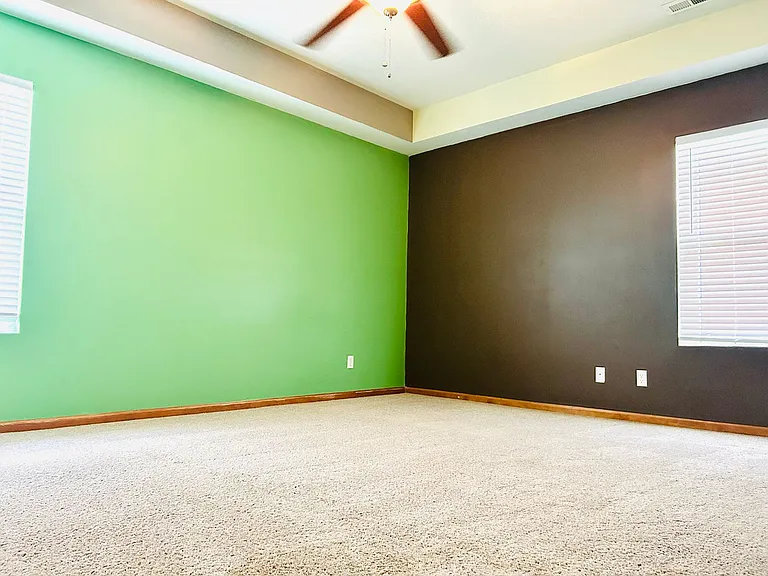 2743 Devin Dr — Photo 11