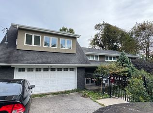 119 Blake St, Barrie, ON L4M 1K2