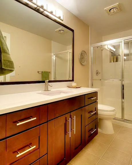 523 11th Ave E #201 — Photo 5