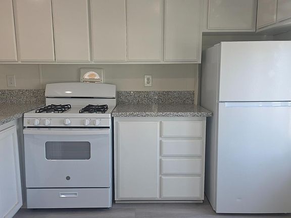 3rd image of 2500 Jewetta Ave Space 85