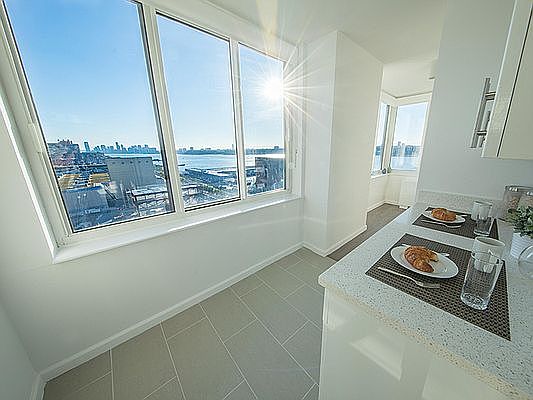 4th image of 1 River Pl APT 412