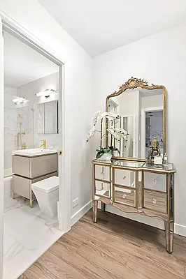 Sold by Compass | media 5