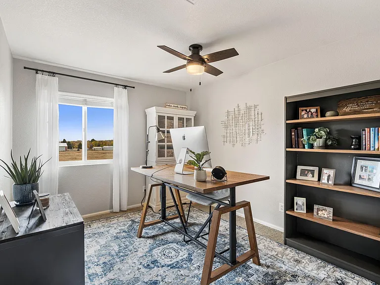 1933 Falcon Ridge Dr — Photo 12
