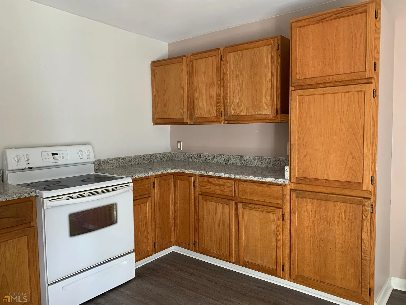 4 bed, 2.5 bath, 1479 sqft, $1,600 — Photo 4
