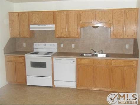 5th image of 4203 Primrose Dr