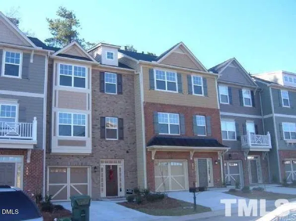 132 Linden Park Ln, Cary, NC 27519
