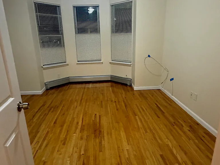 189 Cortlandt St #1 — Photo 6