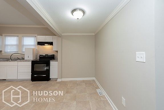4th image of 412 Ross Ave