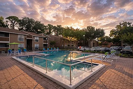Forestlake Apartments — Photo 41