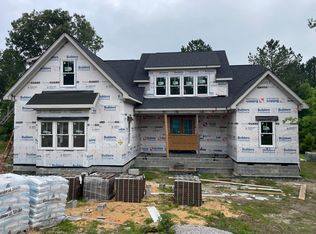 409 Balmoral St, Clayton, NC 27520