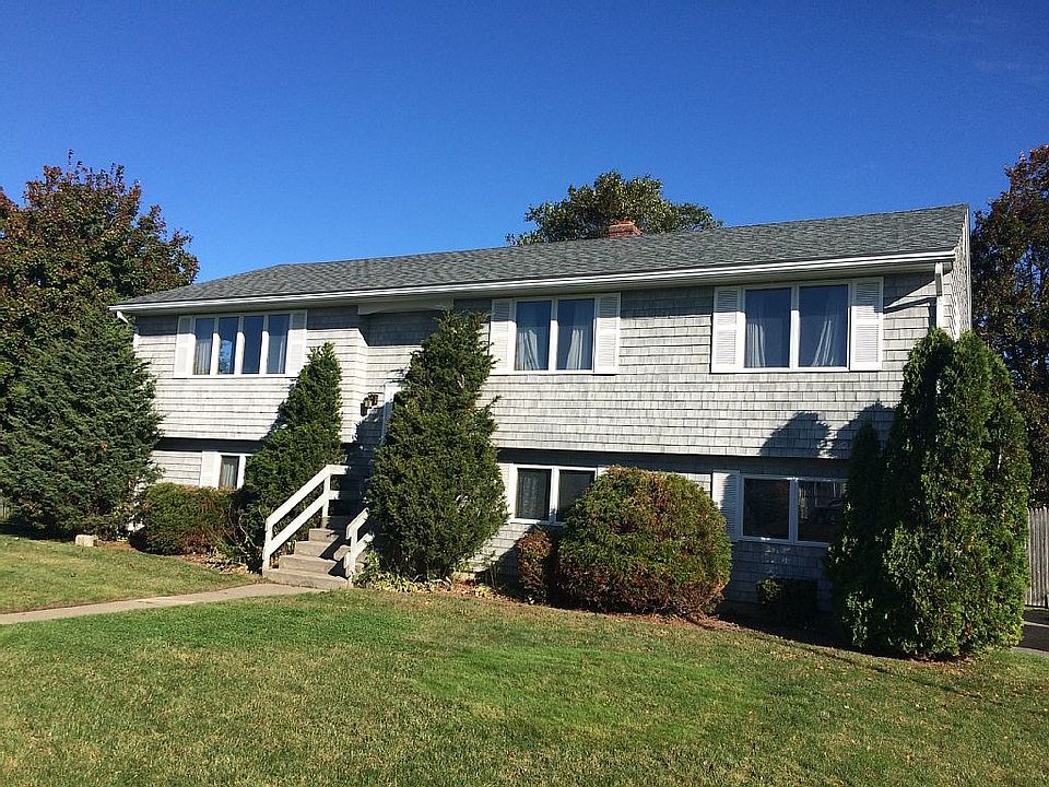 1st image of 1 Davisville Ln