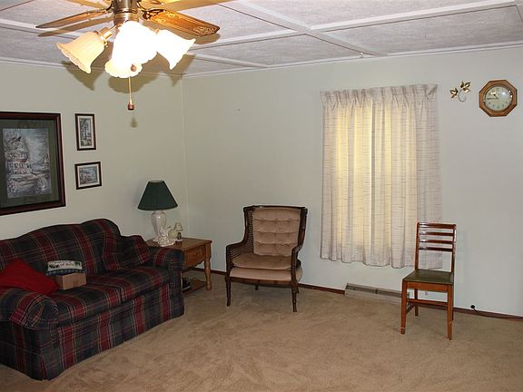 2nd image of 713 W 4th St