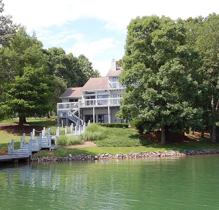1st image of 206 Shillelagh Ct