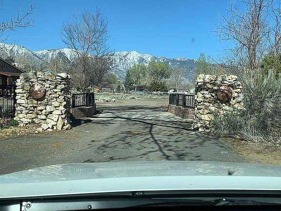 3rd image of 1501 Niblick Ln