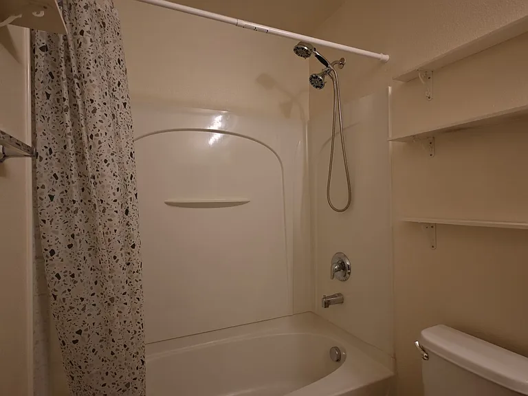 5472 Overlook Valley St — Photo 38