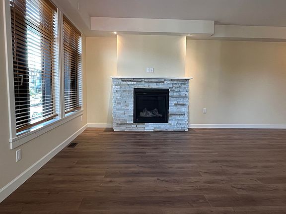 3rd image of 8567 204th St #1