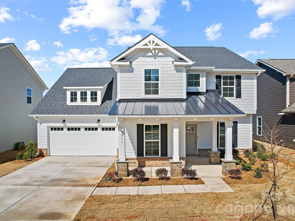 1st image of 1011 High Bluff Point SE