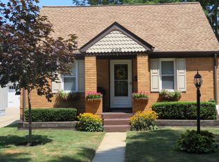 409 Shenley Dr, Erie, PA 16505