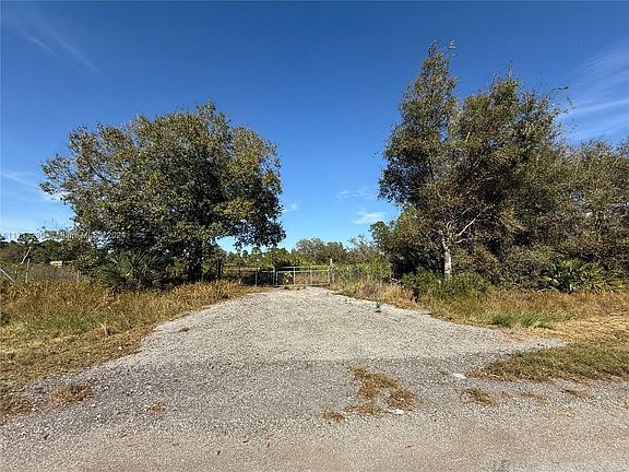 5th image of 839 Appaloosa Ave