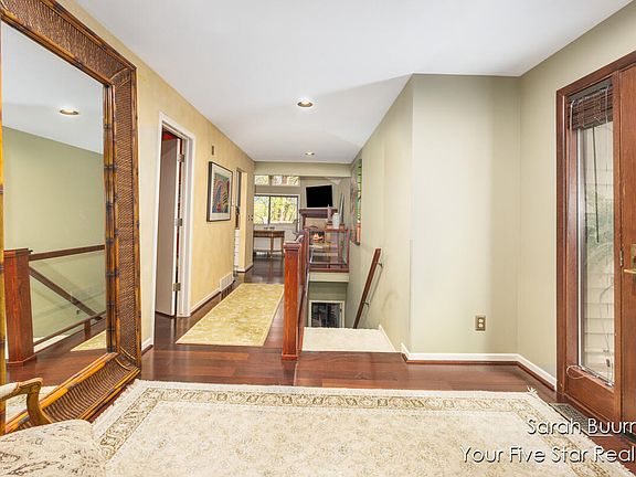 3rd image of 6583 Waybridge Dr SE