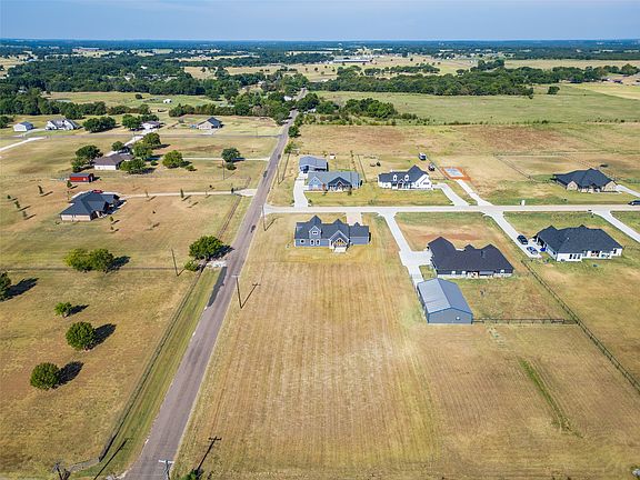 4th image of 1561 Dixie Estates Way