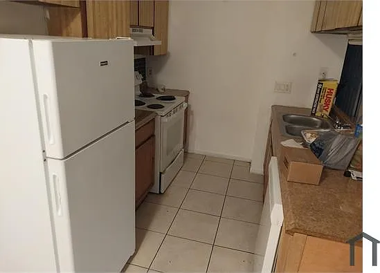 7803 Jasper Ave — Photo 6