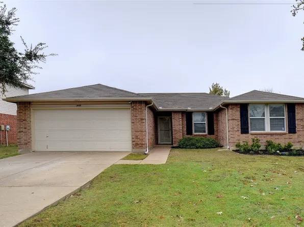 1404 Erin Dr, Burleson, TX 76028