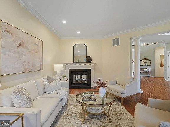 5th image of 3014 Apple Brook Ln