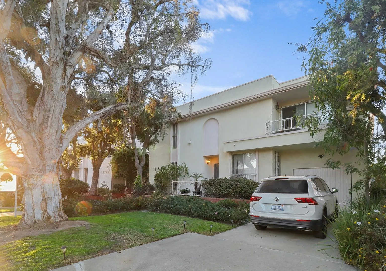 10969 Rose Ave. — Photo 2