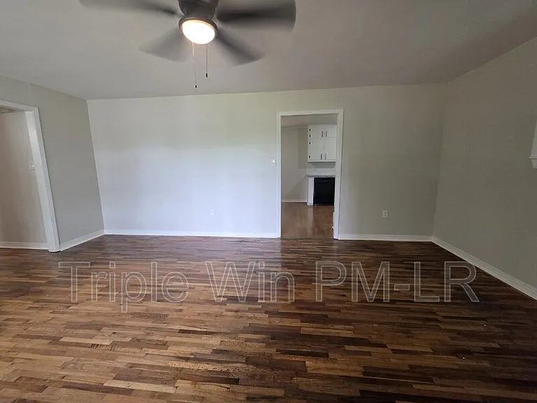 602 J K St — Photo 8