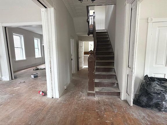 2nd image of 311 E Washington St
