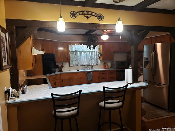 5th image of 823 CURTISS ST