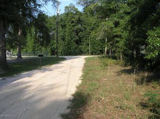 113 Tucker Lake Rd, Melrose, FL 32666