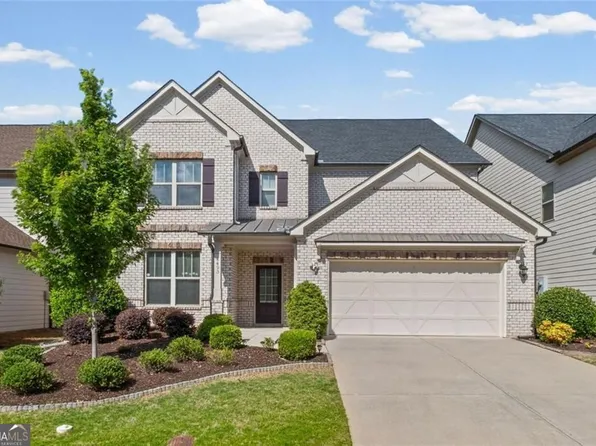 4493 Thach Ave, Sugar Hill, GA 30518