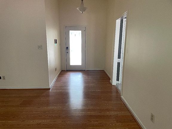 2nd image of 1024 Durban Dr