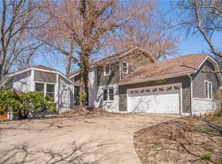 538 Pleasant Ave, Leavenworth, KS 66048