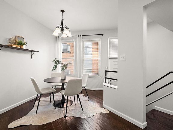3rd image of 4520 W Pine Blvd APT 3
