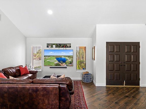 5th image of 10628 E Cinnabar Ave