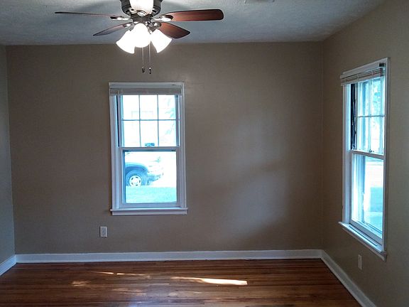 4th image of 1249 N Platte Ave