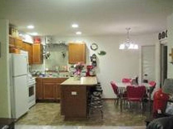 3rd image of 11243 30th St NE #A & B
