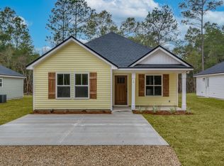 18 Lm St, Crawfordville, FL 32327