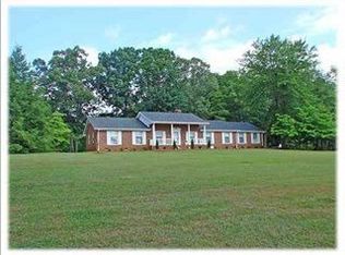 710 Gum Springs Rd, Taylors, SC 29687