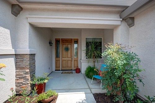 2nd image of 6810 Yarrow Ct