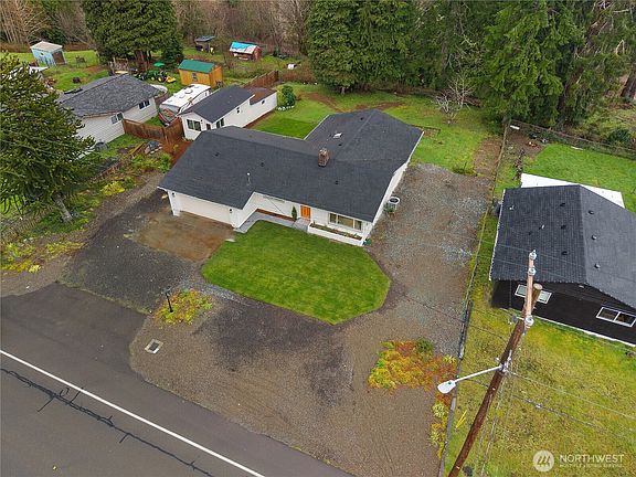 3rd image of 6003 Central Park Drive