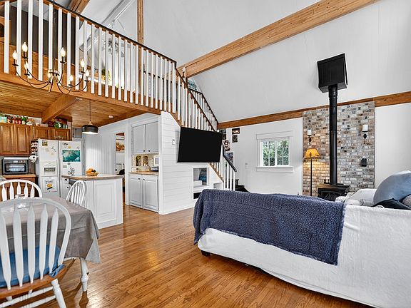 5th image of 2217 Gainsboro Rd