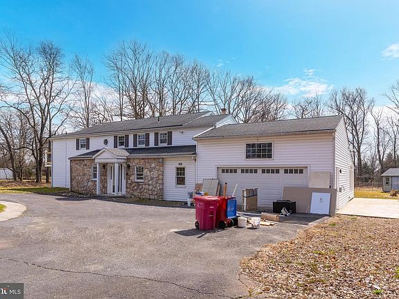 2nd image of 4022 Township Line Rd